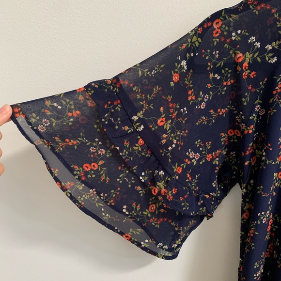 Madewell Vervain Ruffle-Sleeve Wrap Dress in Moonless Floral Size XS - Picture 5 of 11